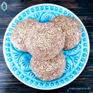 Glutenfreie Brötchen ohne Hefe mit veganer Option | Rezept Manu Sarona • health mind spirit Glutenfreie Brötchen Rezept Low-Carb Ketogen 4