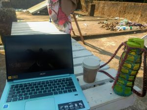 Meine 10 Tage im absurden Lockdown in Goa | Manu Sarona • health mind spirit Dach Home Office